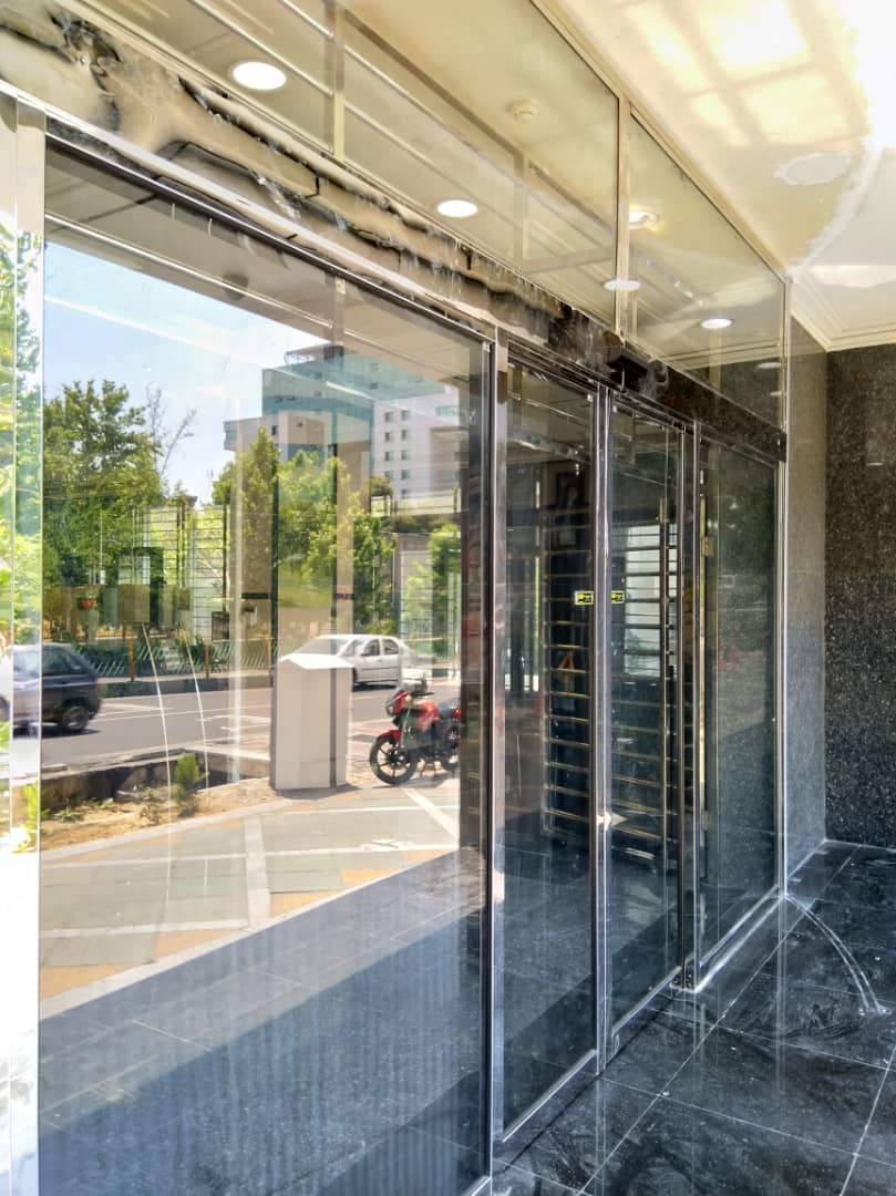 نصب درب اتوماتیک شیشه ای